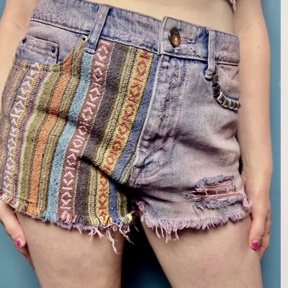 BDG Urban Outfitters High Rise shorts